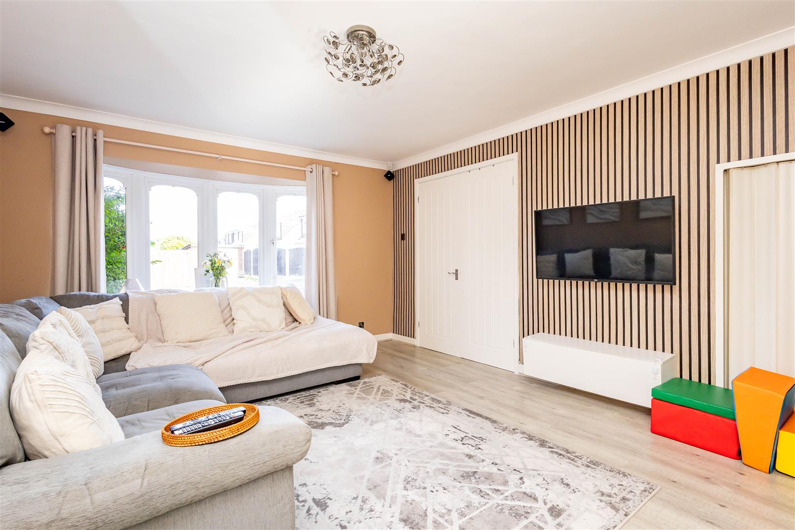 Redwood Avenue, Leyland